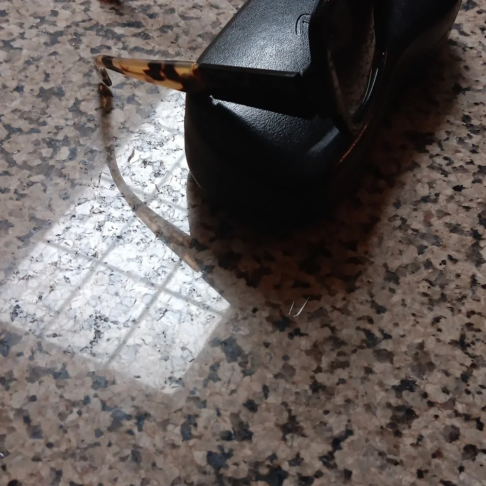 Prada Women Shades - Picture 2 of 4
